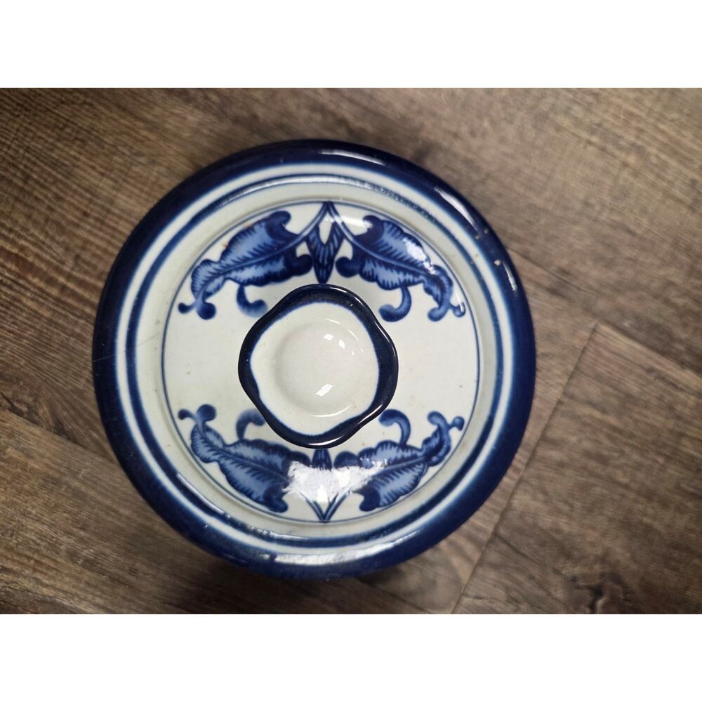 Vintage Bombay Company 6" Blue White Pitcher Ceramic Pottery + Bowl w/ Lid Set - Picture 7 of 12